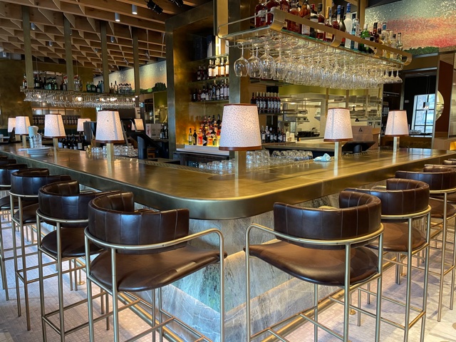 Are Brass Bar Tops a Good Choice for a Restaurant?